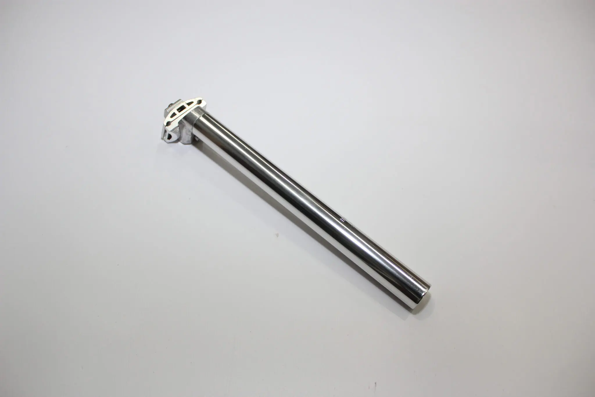 Nero Seat Post - Image 9