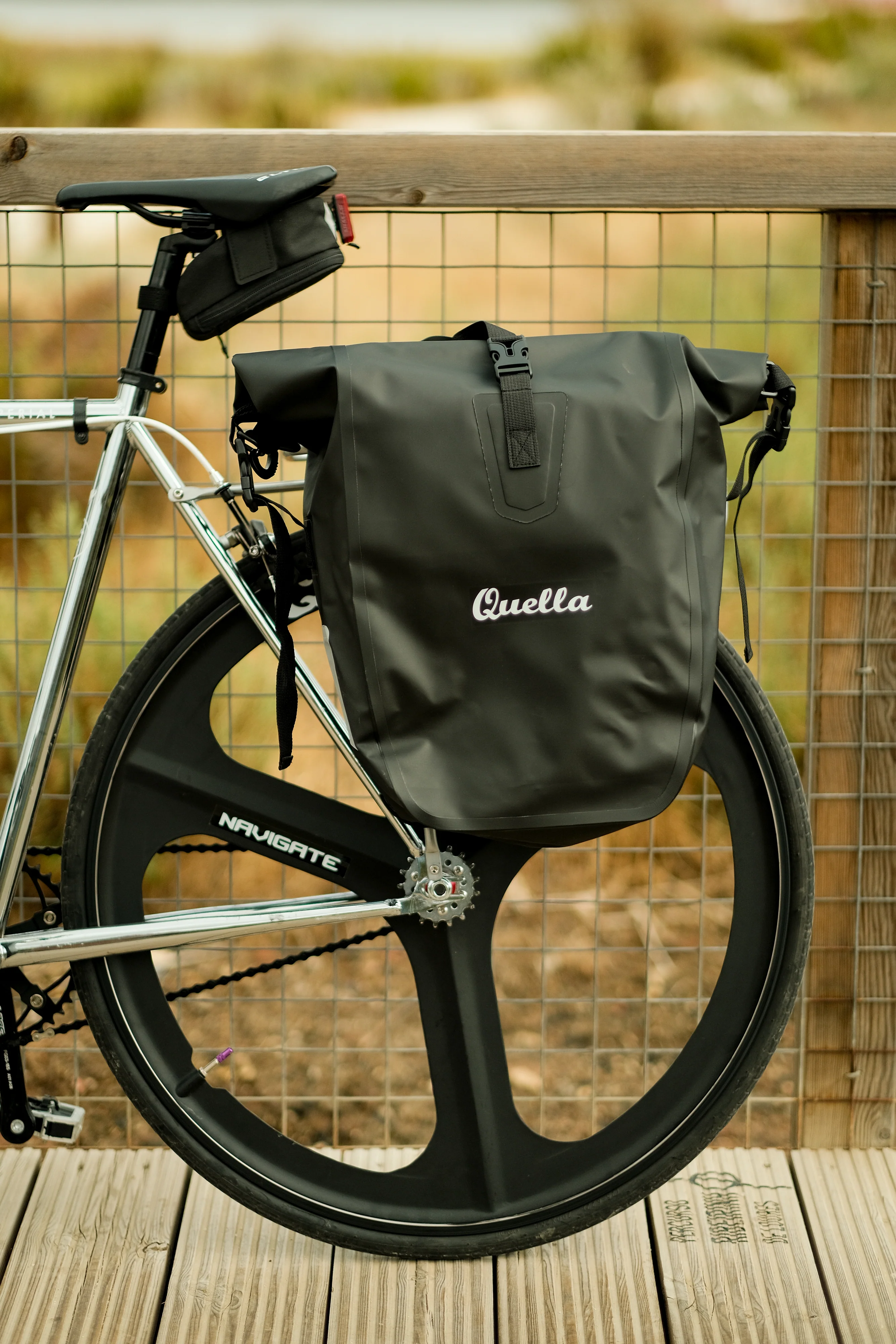 Quella Black Pannier Bag - Image 14