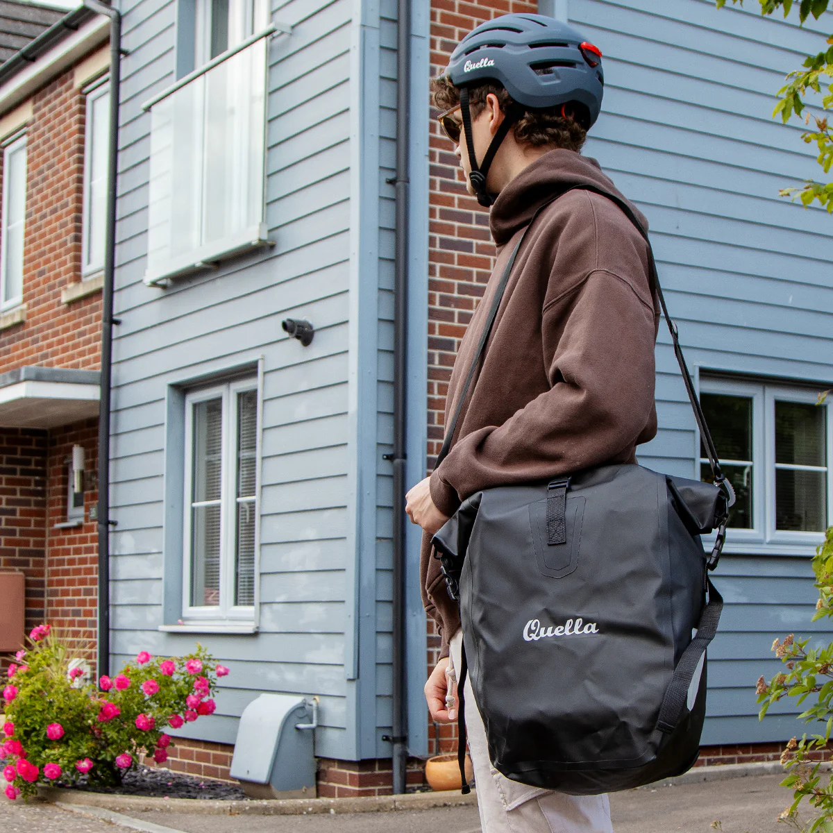 Quella Black Pannier Bag - Image 7