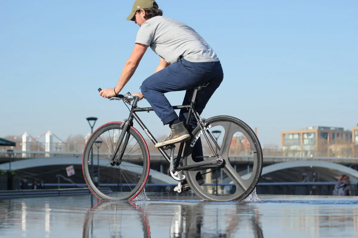 Stealth Black Mk1 Bicycle - Image 3