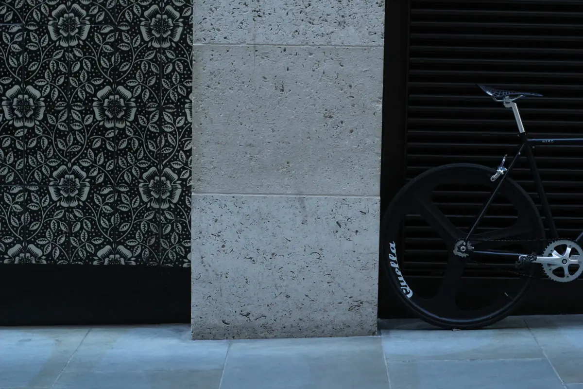 Stealth Black Mk1 Bicycle - Image 6