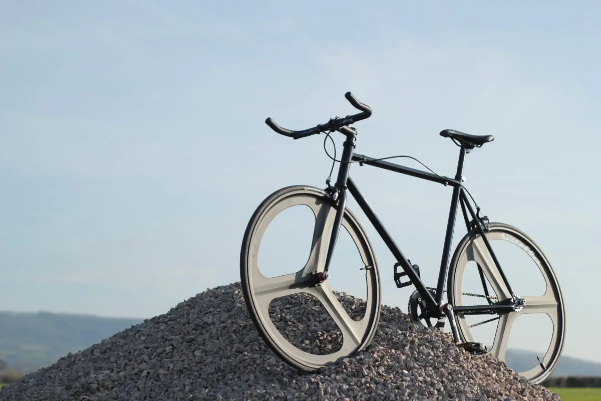 Stealth Black Mk3 Bicycle - Image 3