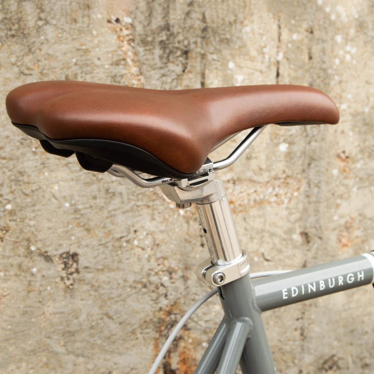Varsity Edinburgh 58 cm GEARED bicycle (BHQ0093) - Image 6