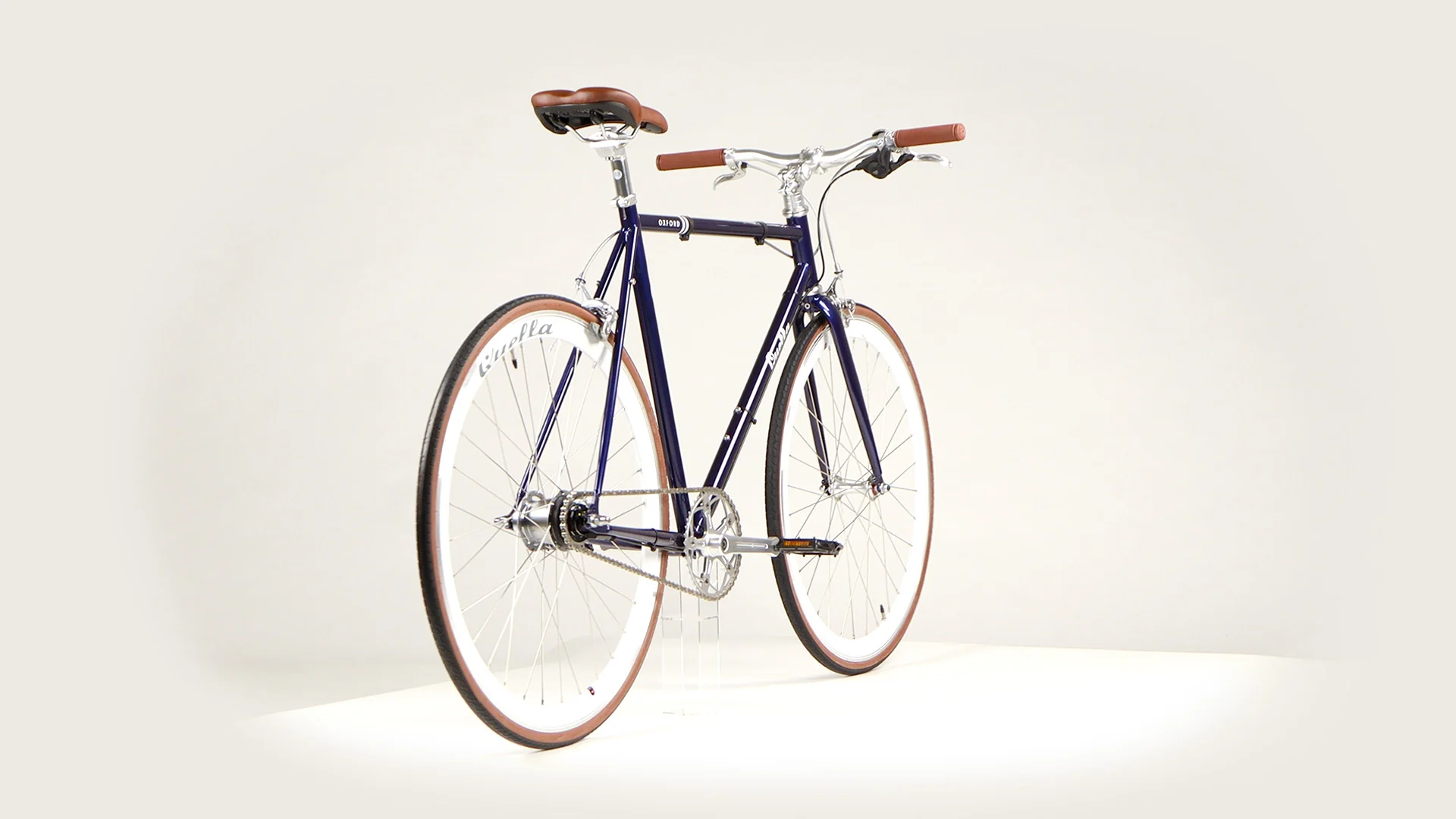 Varsity Oxford Classic Geared Bicycle - Image 26
