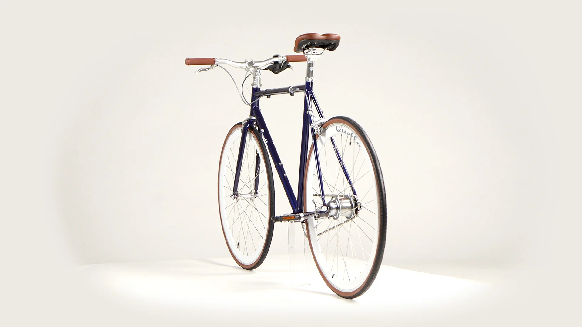 Varsity Oxford Classic Geared Bicycle - Image 36