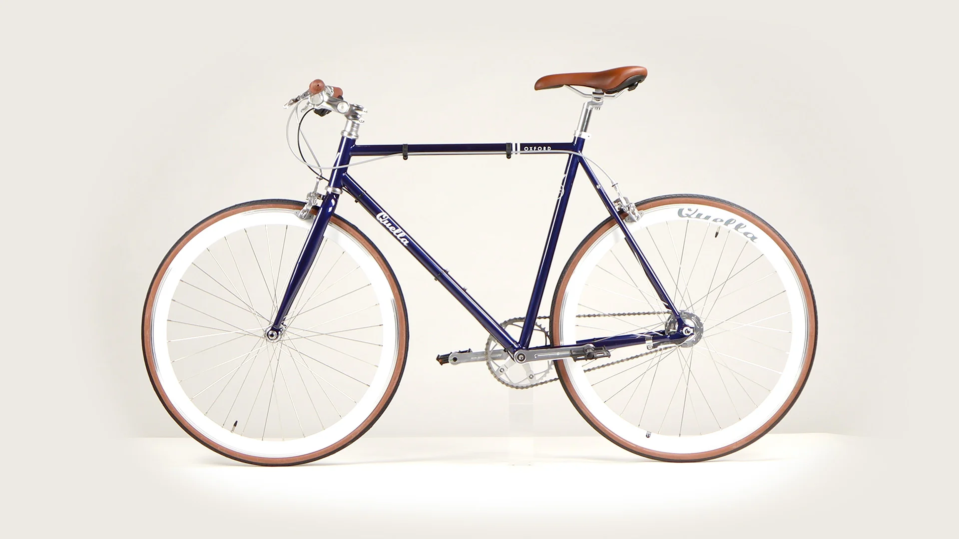 Varsity Oxford Classic Geared Bicycle - Image 49