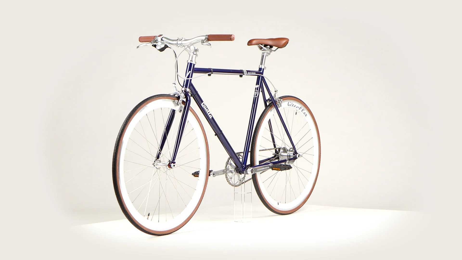 Varsity Oxford Classic Geared Bicycle - Image 59