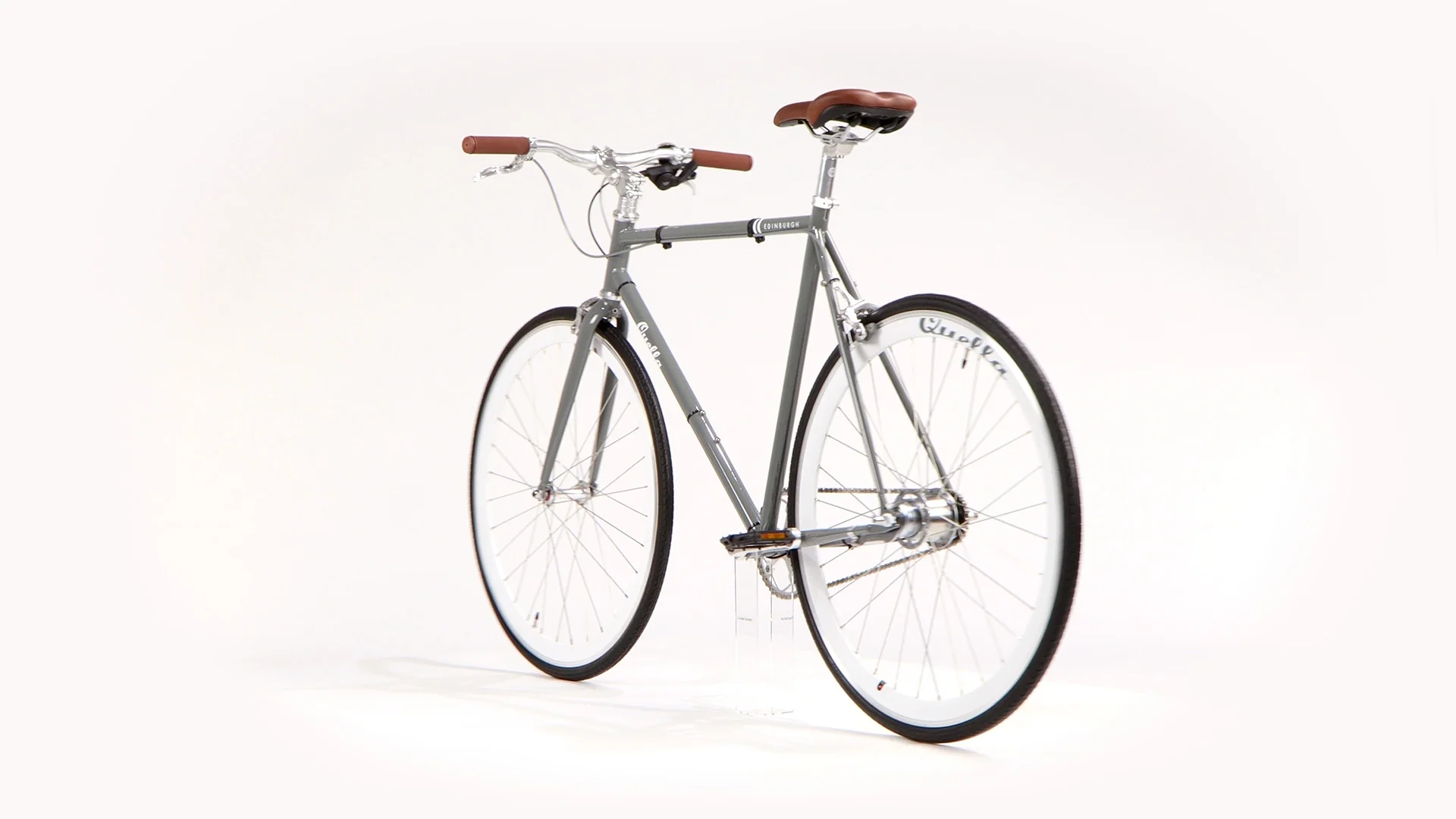 Varsity Edinburgh Classic Geared Bicycle - Image 41