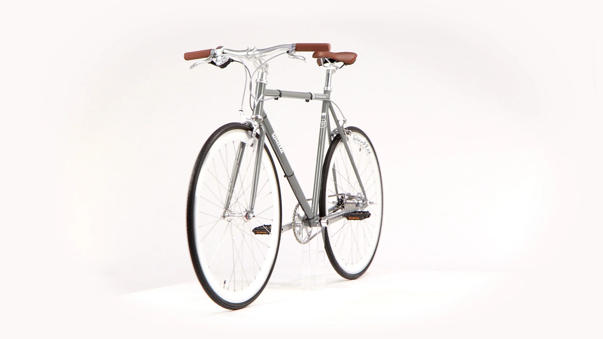 Varsity Edinburgh Classic Geared Bicycle - Image 64